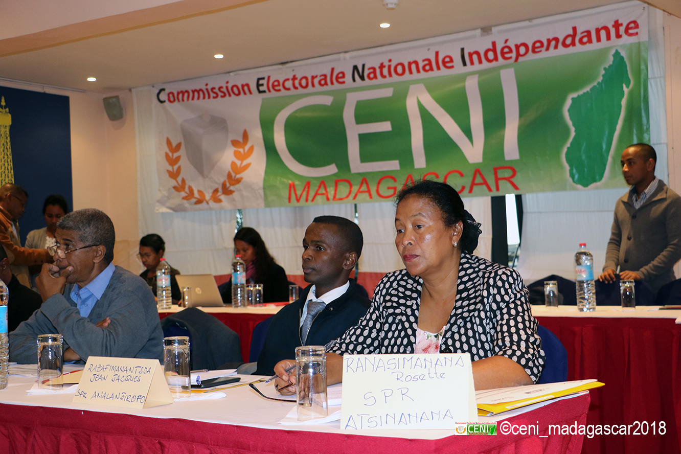 Atelier de renforcement des capacités en éducation civique et électorale des Secrétaires Permanents Régionaux de la CENI